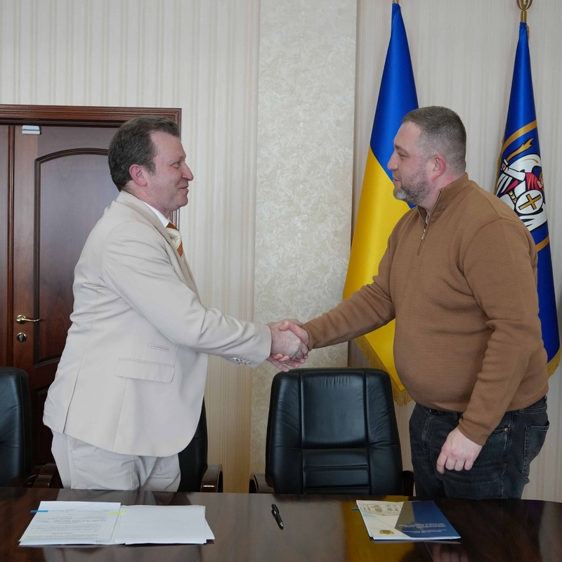 Сазанович Олександр Романович. Голова Шевченківської районної в місті Києві Державної Адміністрації.