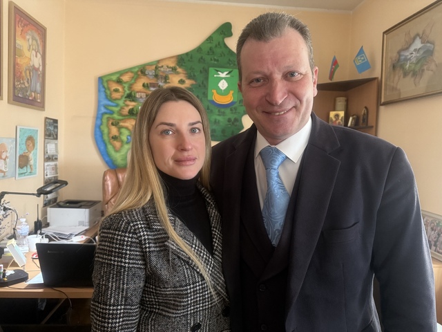 Начальник Управління Культури Дарницької районної у місті Києві Державної Адміністрації Марина Олексіївна Романова.
